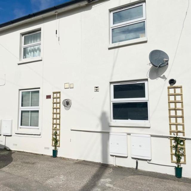 Central, Modern Apartment Bournemouth Bagian luar foto